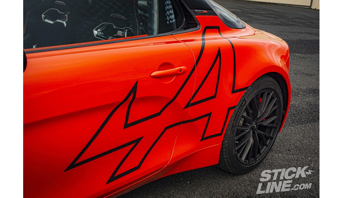 Un look racing inspiré de l’ADN Alpine pour une A110