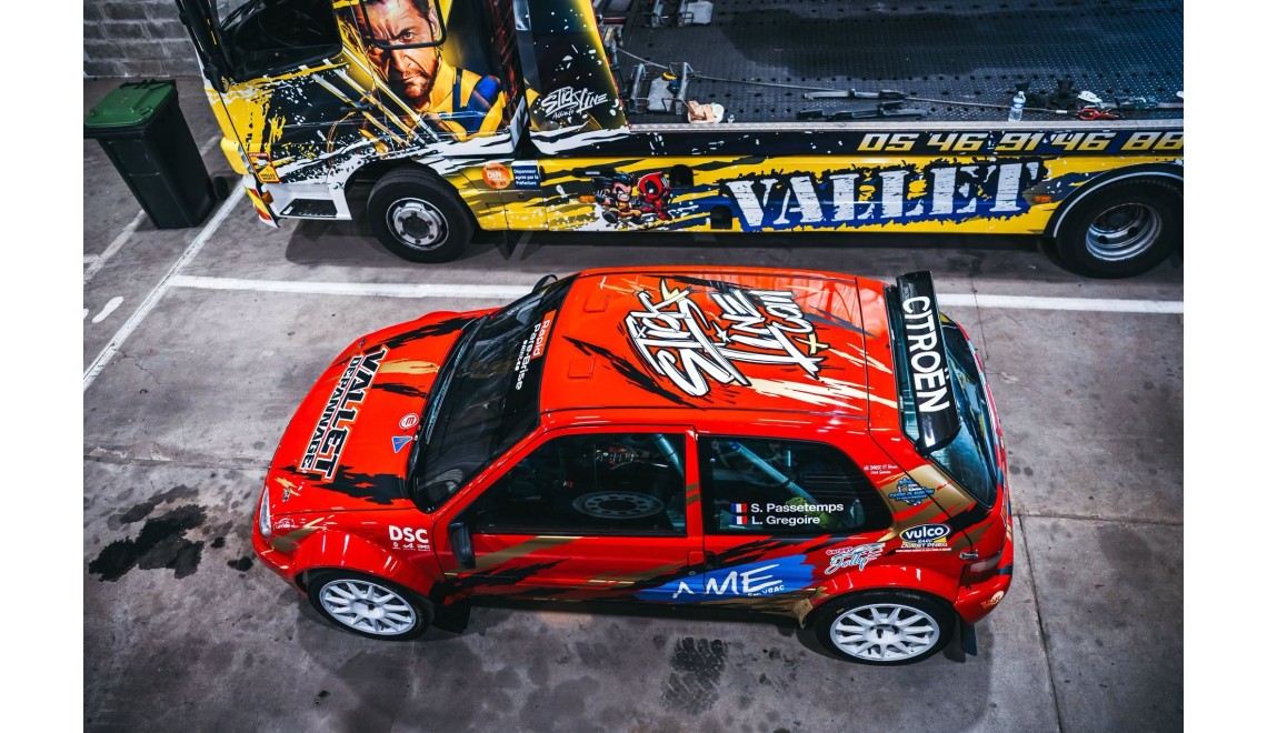 Nouvelle déco Citroën Saxo Kit Car :  100 % Stick Line